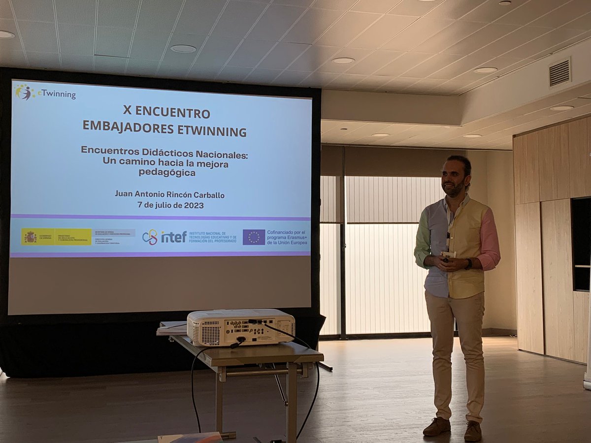 Jornada Educar Sin Fronteras tweet media