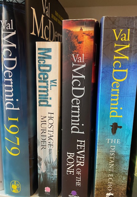 @valmcdermid We’re happy to tell you that your books are helping us to raise money for local Edinburgh charities and that we are now once again able to accept donations.⁦⁦@EdiCommBookshop ⁩Edinburgh Community Bookshop, 179 Great Junction Street.