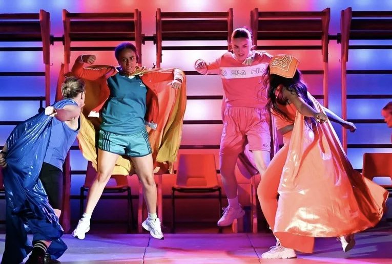 LucyGlassbrook's tweet photo. THROWN🤼‍♀️
Such a special show &amp; has a place in my heart! I'm buzzed to work with amazing people &amp; create such powerful FEMALE movement! Being LOUD, taking SPACE &amp; not apologising! This made me dig deep &amp; has sometimes been tough, but damn, it worth it! SO BLOODY PROUD OF THIS ONE! https://t.co/25KOGHjD3F