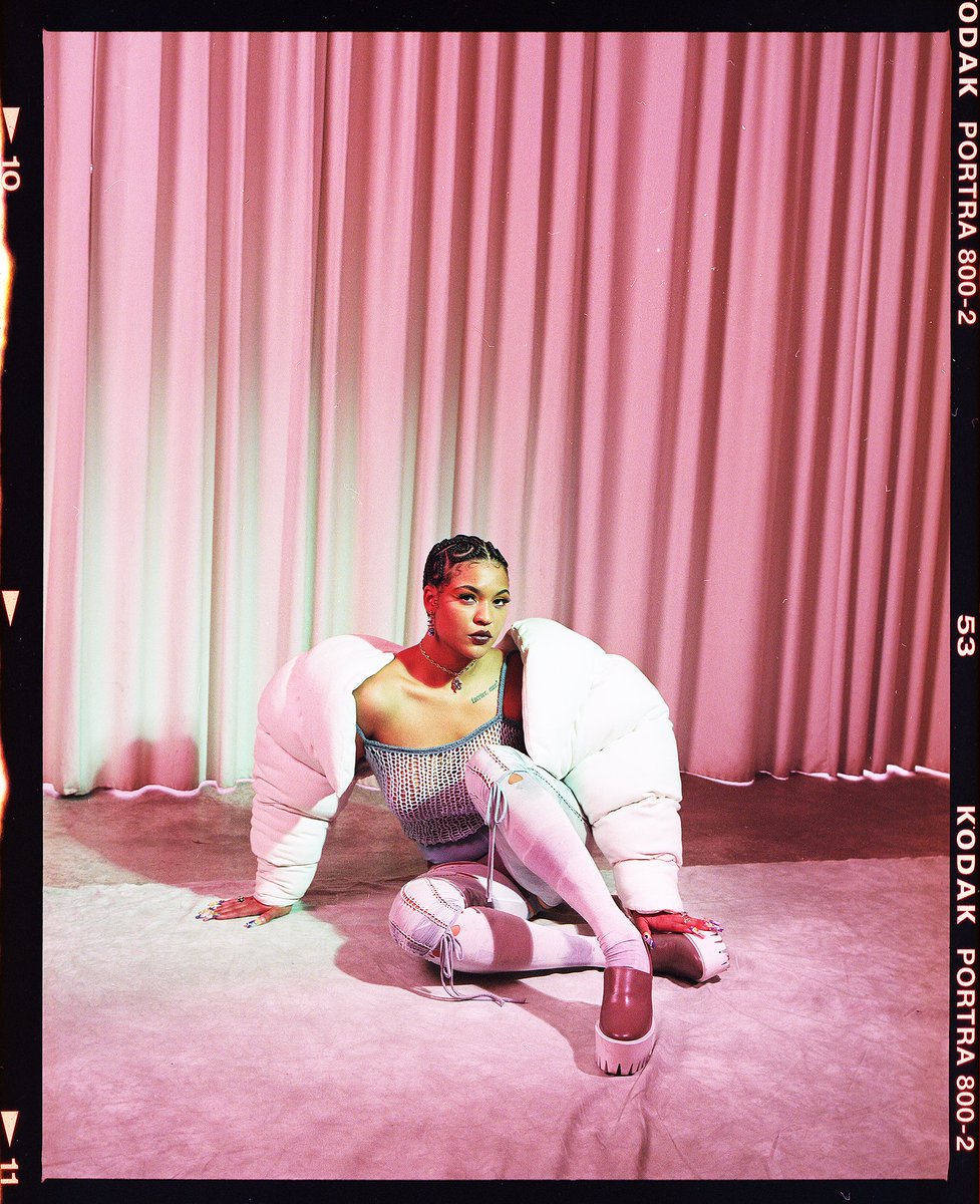 phntmlimb's tweet photo. 🌐🌐 Killer new shots of @mystmilano, taken before the release of her breathlessly brilliant new album Beyond the Uncanny Valley, out next month on Phantom Limb 🌐🌐

Listen and pre-order here:
https://t.co/7LpQlJRjYl https://t.co/Wl4brLwIQz