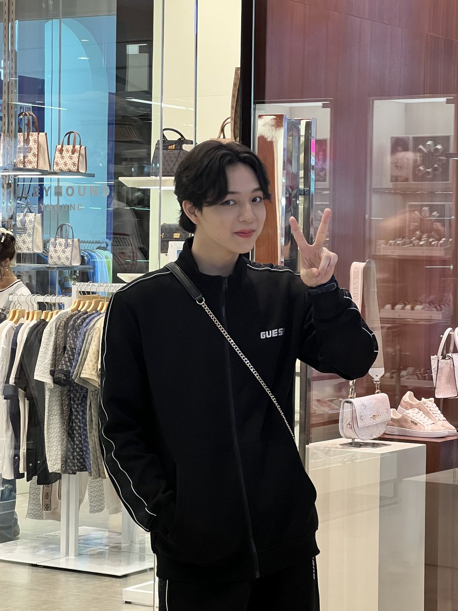 2BEWITHYOU88's tweet photo. 😛😛😛

#บาสเด็กอ้วนที่แท้จริง https://t.co/rd5o2p2bal