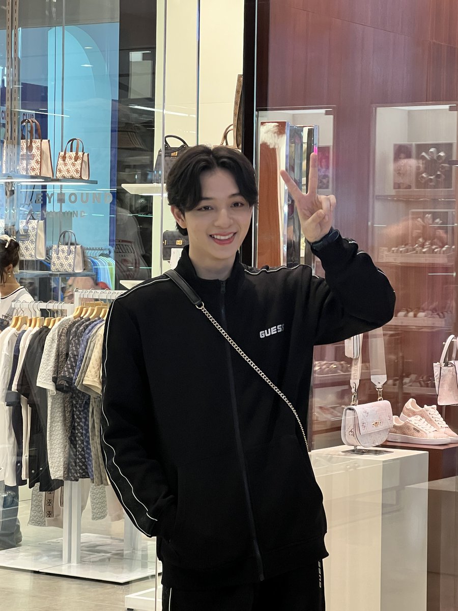 2BEWITHYOU88's tweet photo. 😛😛😛

#บาสเด็กอ้วนที่แท้จริง https://t.co/rd5o2p2bal