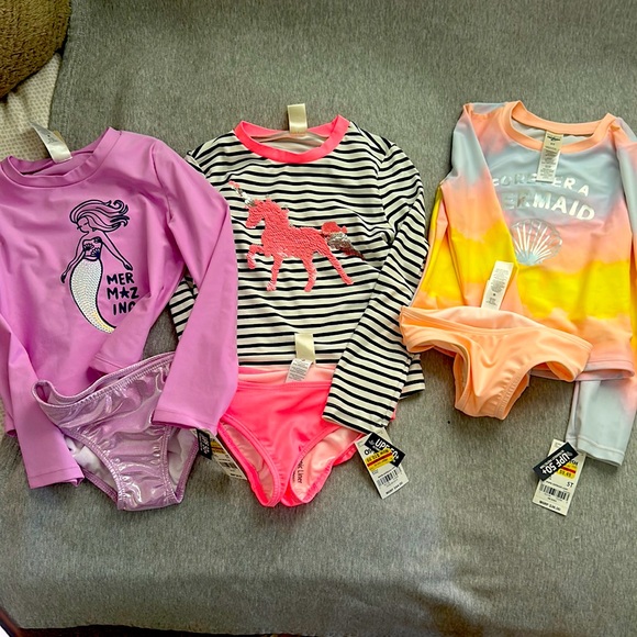 dbdpics's tweet photo. So good I had to share! Check out all the items I'm loving on @Poshmarkapp #poshmark #fashion #style #shopmycloset #birkenstock #oshkoshbgosh #disney: https://t.co/oeOzTaVRHc https://t.co/Avivx1wHwy