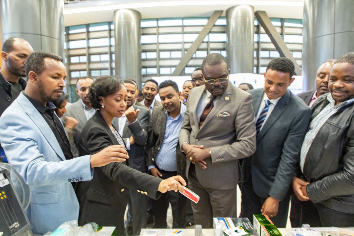 Dr_JeanKaseya's tweet photo. 1/3. I feel immensely honored to have had the opportunity to visit the National Health Exhibition hosted by @FMoHealth, accompanied by my esteemed colleagues from @AfricaCDC. The exhibition focused on the visionary theme of #NextGenerationHealth2023. @AbiyAhmedAli @mfaethiopia https://t.co/vzRZZIZIhA