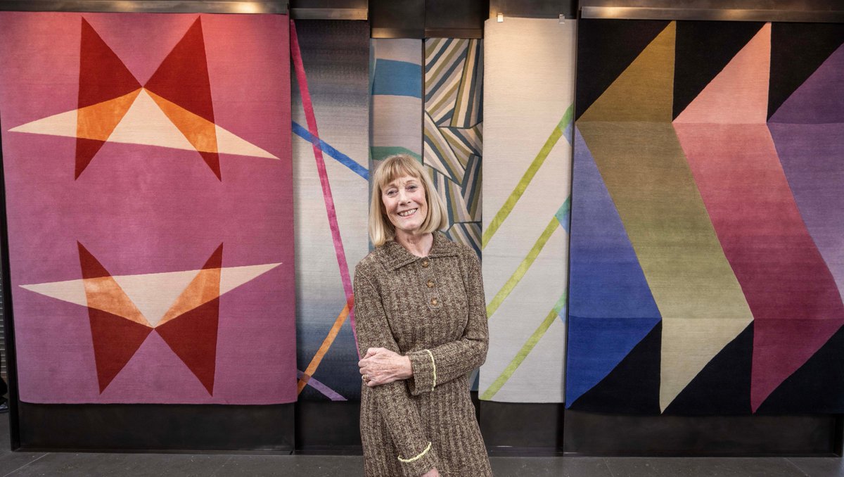 Deirdre Dyson with designs from her 2023 'Angles' rug collection.  Winner of Best Rug Collection in the <a href="/Livingetc/">Livingetc Official</a> Style awards!
deirdredyson.com/gallery/2023-c…