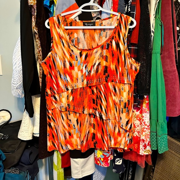SandyHamilton65's tweet photo. So good I had to share! Check out all the items I'm loving on @Poshmarkapp #poshmark #fashion #style #shopmycloset #hm: https://t.co/KcajArkyC4 https://t.co/BGdaLnnPUe