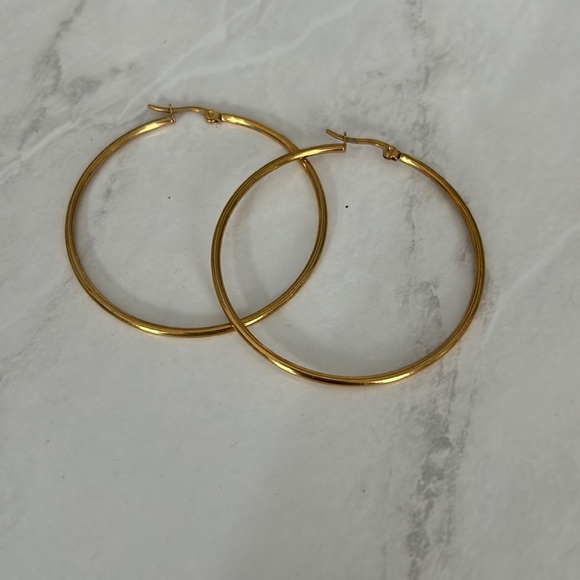 prettyychinaaa's tweet photo. So good I had to share! Check out all the items I'm loving on @Poshmarkapp from @dlandi22 #poshmark #fashion #style #shopmycloset #kateandlily #ccboutique: https://t.co/EtcyIFCX1M https://t.co/lmOotT9kpW