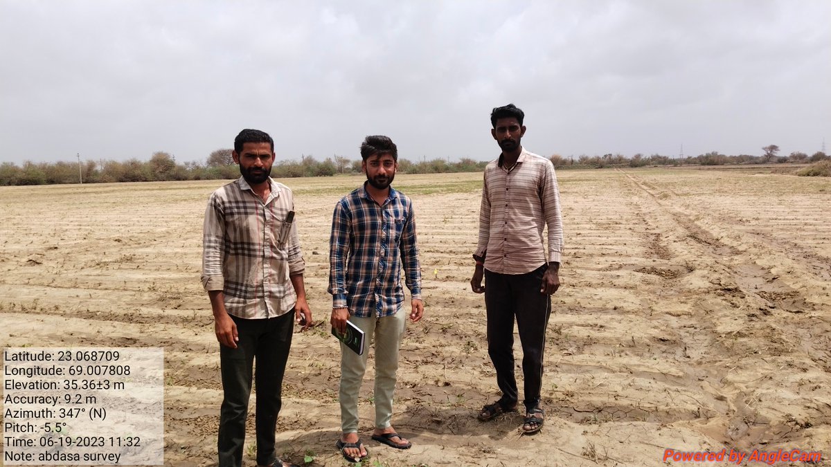 knksinh21's tweet photo. કચ્છ જિલ્લાના અબડાસા તાલુકામાં બિપોરજોય વાવાઝોડાથી થયેલ પાક નુકશાની સર્વે ની કામગીરી..
@RajkotDdo @DaoRajkot @Guj_Gramsevak @Gramsevak1972 https://t.co/n9DZkeFC7j
