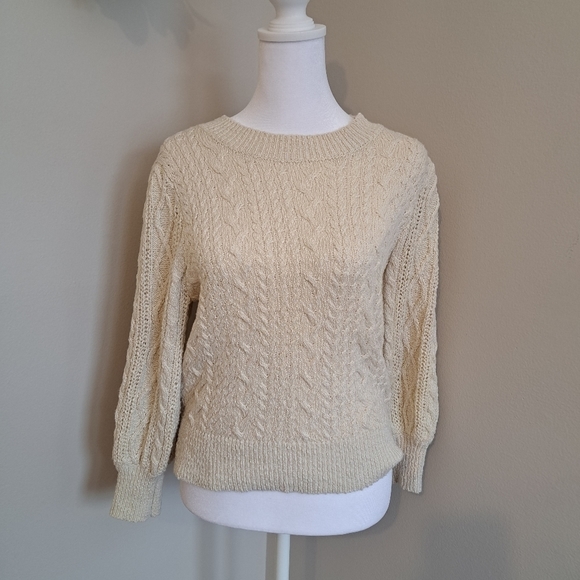 jakhot10's tweet photo. So good I had to share! Check out all the items I'm loving on @Poshmarkapp #poshmark #fashion #style #shopmycloset #freepeople: https://t.co/mSjLQQYxqd https://t.co/Fpaq1fYC7x