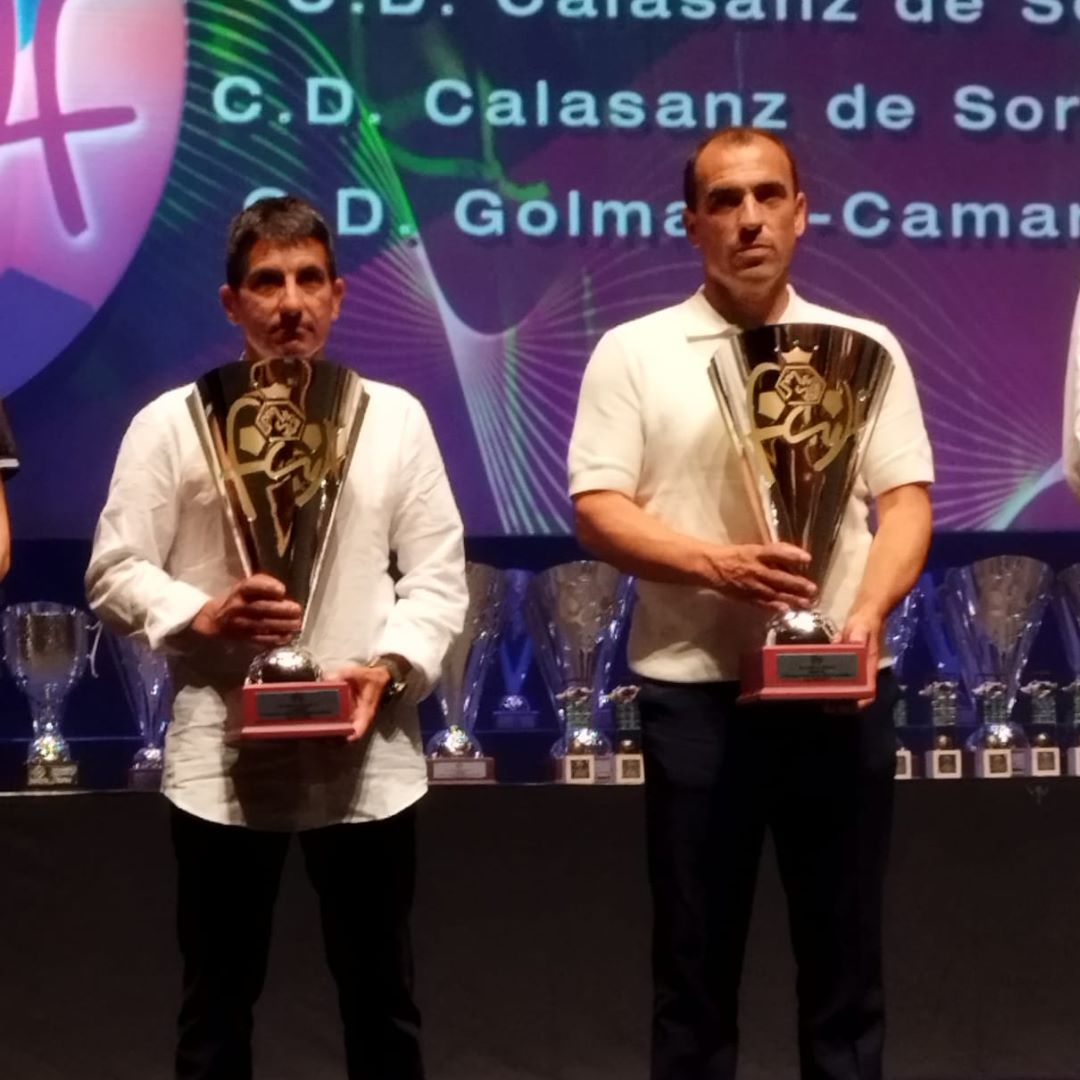 calasanzsoria's tweet photo. Imágenes de la celebración ayer de la gala "El valor de un centenario" de la @FCyLF 👏👏👏👏#fcylf #gala100rfcylf #centenario #castillayleon #soria #calasanzsoria https://t.co/koEF3UGAwP