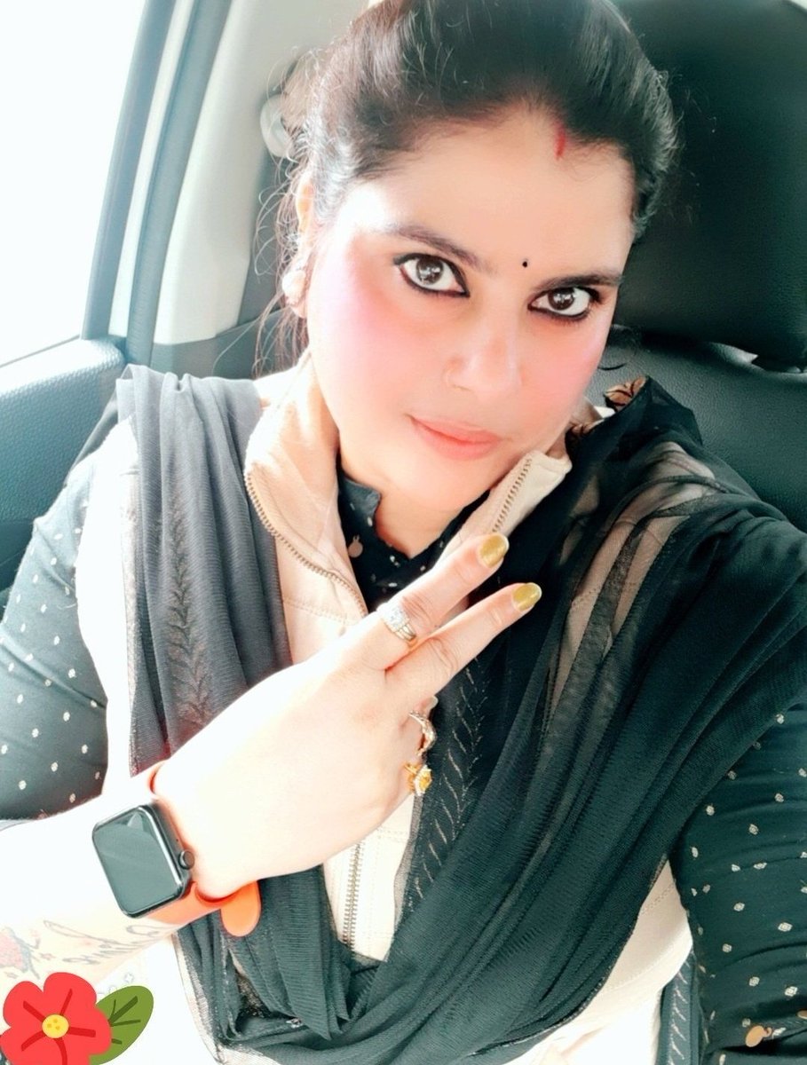 Alone12101's tweet photo. @AdvPriyankaDube प्रखर प्रज्ञावान राष्ट्र-चिन्तक, सौम्यता, शालीनता की प्रतिमूर्ति,आदरणीया उपाध्यक्ष@BJP4UP काशी क्षेत्र, महिला मोर्चा हृदयप्रिय बहन @AdvPriyankaDube को जन्मदिन की हृदयतल से लख लख बधाई व कोटिन्ह मंगलकामनाएँ, मर्यादापुरुषोत्तम के आशीष आप पर सदैव अक्षुण्ण रहें 🌹❤👏 https://t.co/huB63KNa8b