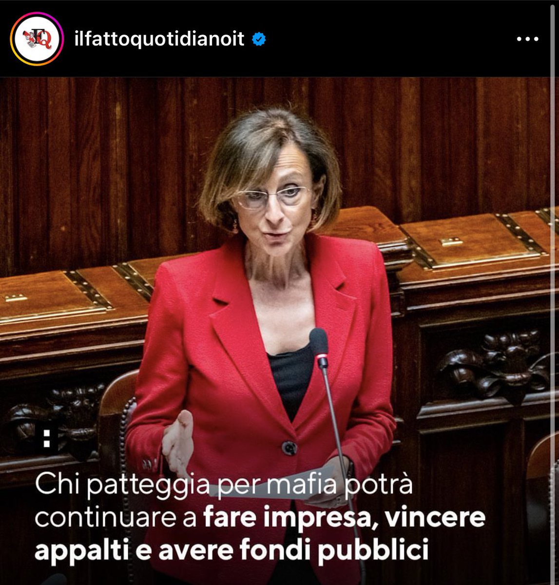 IERI IGNAVI, OGGI PERICOLOSI MILLANTATORI
Adoro il <a href="/Mov5Stelle/">MoVimento 5 Stelle</a> che oggi punta il dito verso la riforma #Cartabia, la stessa che hanno votato mentre ignoravano, e perfino coprivano, ogni iniziativa di noi espulsi per il no Draghi finalizzate a impedire l’approvazione della stessa.
