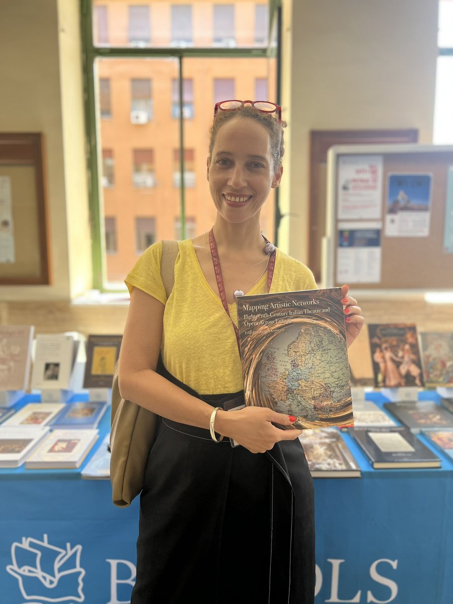 Brepols's tweet image. Congratulations to the winner of our #isecs2023 book raffle, Ines Thomas Almeida!
After careful consideration, she chose ‘Mapping #ArtisticNetworks: Eighteenth-Century #Italian #Theatre and #Opera Across Europe’
More Info: brepols.net/products/IS-97…
@isecs_sieds