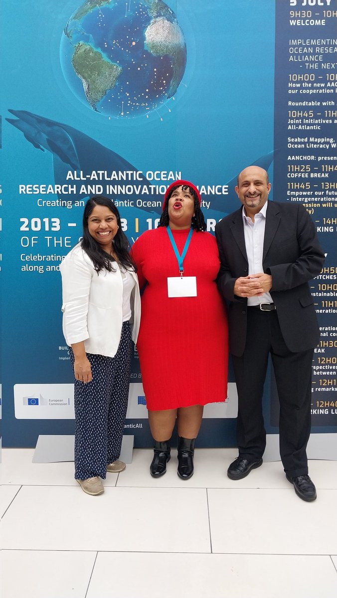 Kolie_Yola's tweet photo. South Africa was well represented at the #GalwayStatement. A world renowned ocean scientist and government representatives, Imraan Patel and Vinny Pillay. 🌊💙🔥

#AllAtlantic https://t.co/r6Z5t44vnE