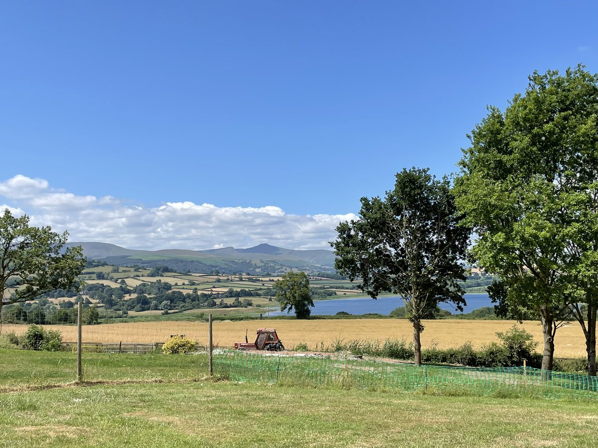 We’ve arrived! Beautiful weather for <a href="/DofE/">The Duke of Edinburgh’s Award</a> 🥳🍃<a href="/_TKASA/">The King Alfred School an Academy</a>