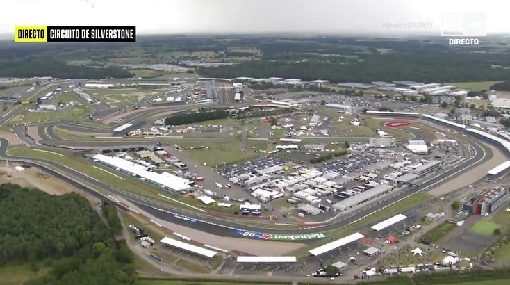SoyMotor's tweet photo. ¡Todo preparado en Silverstone para que empiecen los Libres 1!

Os contamos todo lo que pase ⬇️

📺https://t.co/1E1u8QgZgV
✍️https://t.co/r1sSrsCzO4

#F1 #BritishGP https://t.co/LVmhmKIXJc