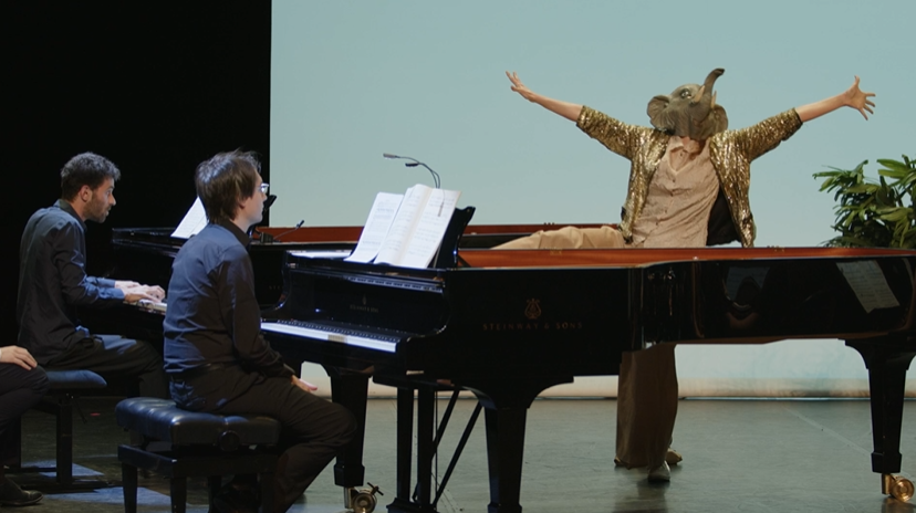 RecitHall tweet media