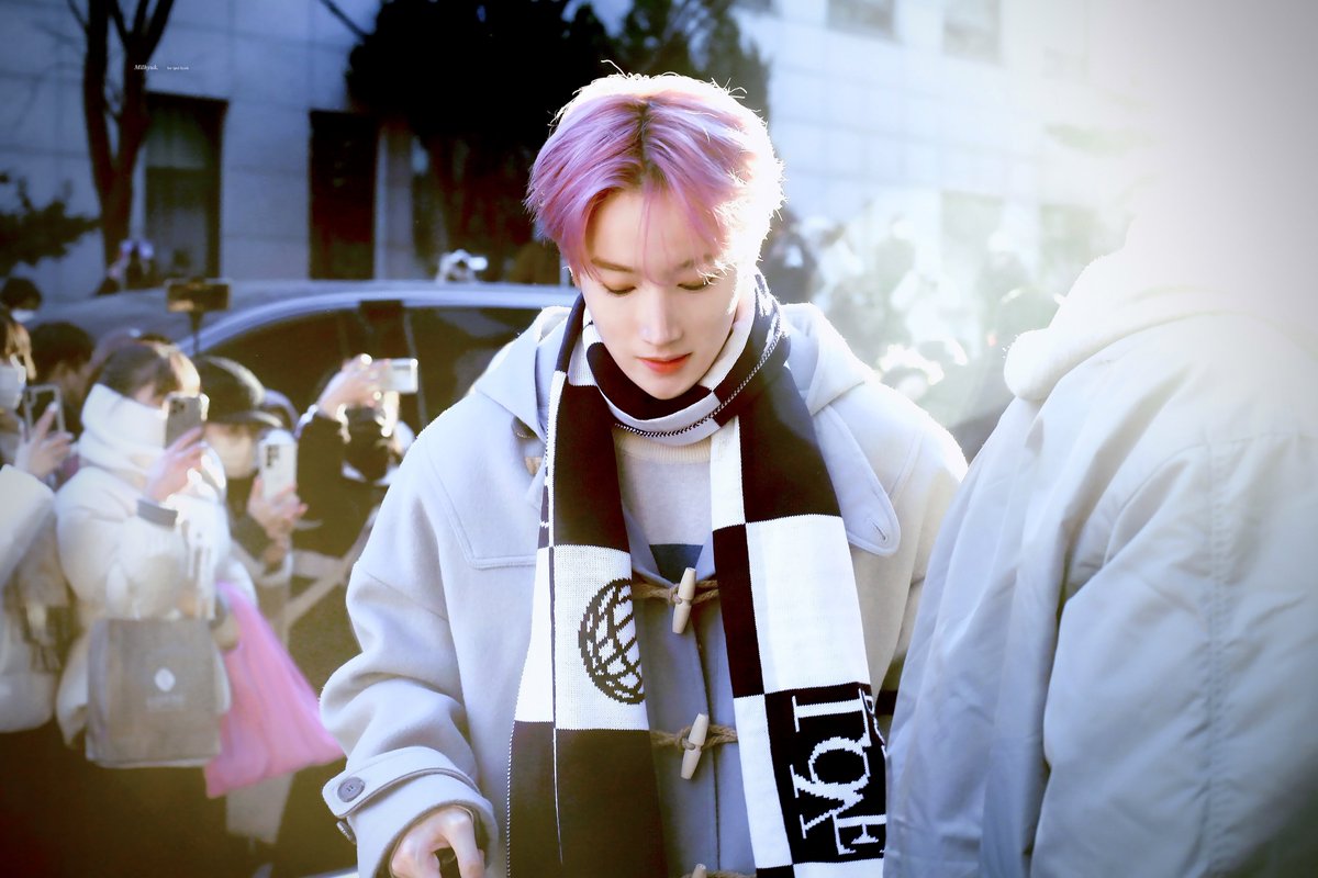 milhyuk0417's tweet image. 221202 뮤뱅 출근

오～겡～끼～데～스～까～
와타시와— 겡끼데스—!

#템페스트 #TEMPEST #TPST 
#구본혁 #혁 #HYUK #혀기_여기_봐주기