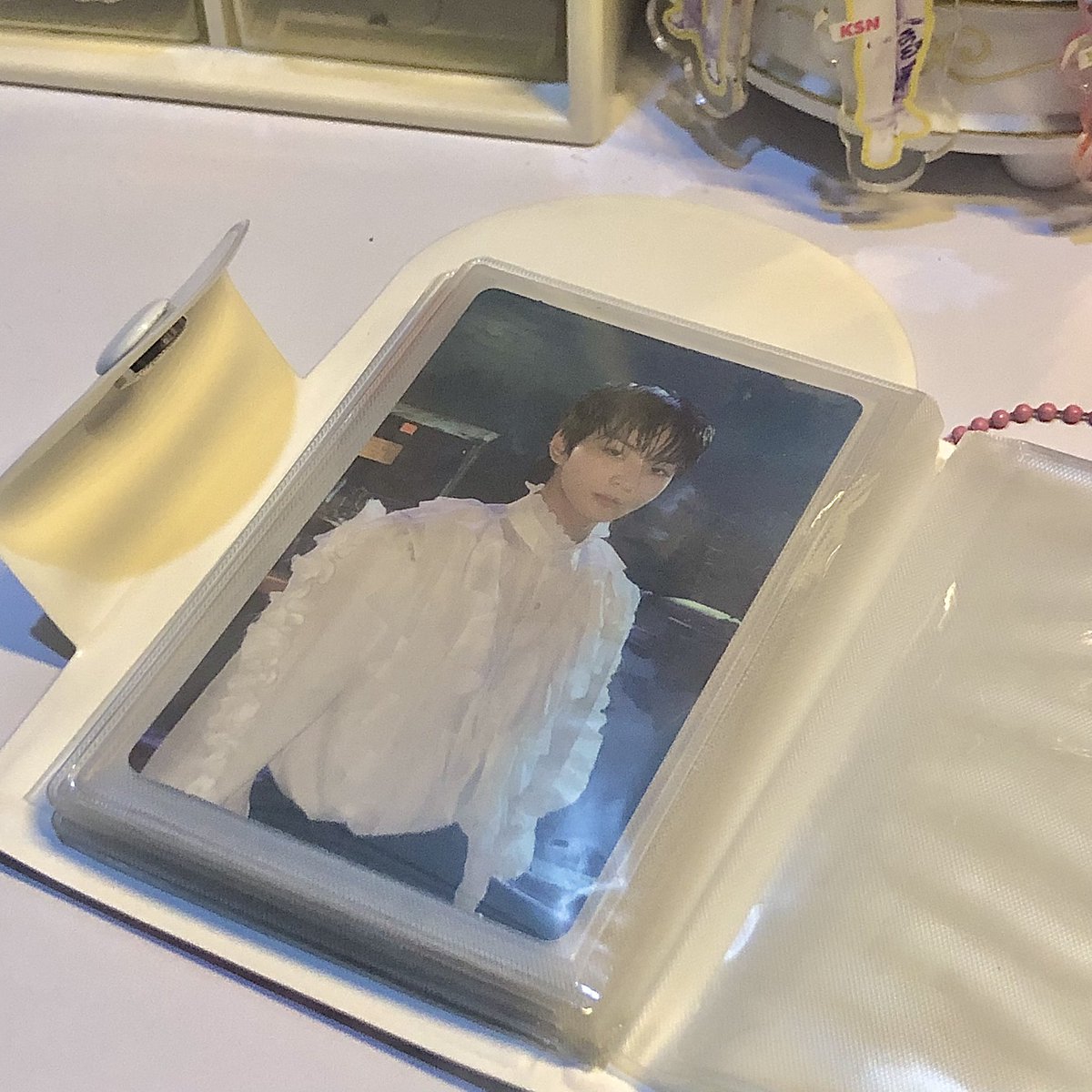 _jxngwxndcart's tweet photo. ( 🌷 )

🍭 #mailsfromdrei 

late feedback but jungwon arrived ! thank you so much ate for the smooth and fast transaction 🥹 'til our next transaction po ♡

🎀 @jakahmail #fromjess https://t.co/ZkcI1lTGiK