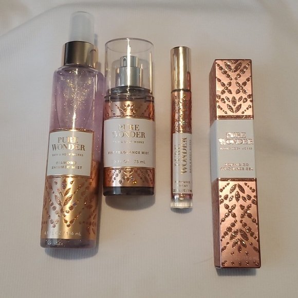 hotface369's tweet photo. So good I had to share! Check out all the items I'm loving on @Poshmarkapp from @Katheri42607489 #poshmark #fashion #style #shopmycloset #blackweb #galaxy #bathbodyworks: https://t.co/B61TyKEKtL https://t.co/3bPhJBxsHZ