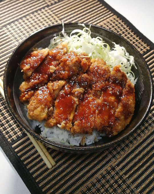 ソースカツ丼です 