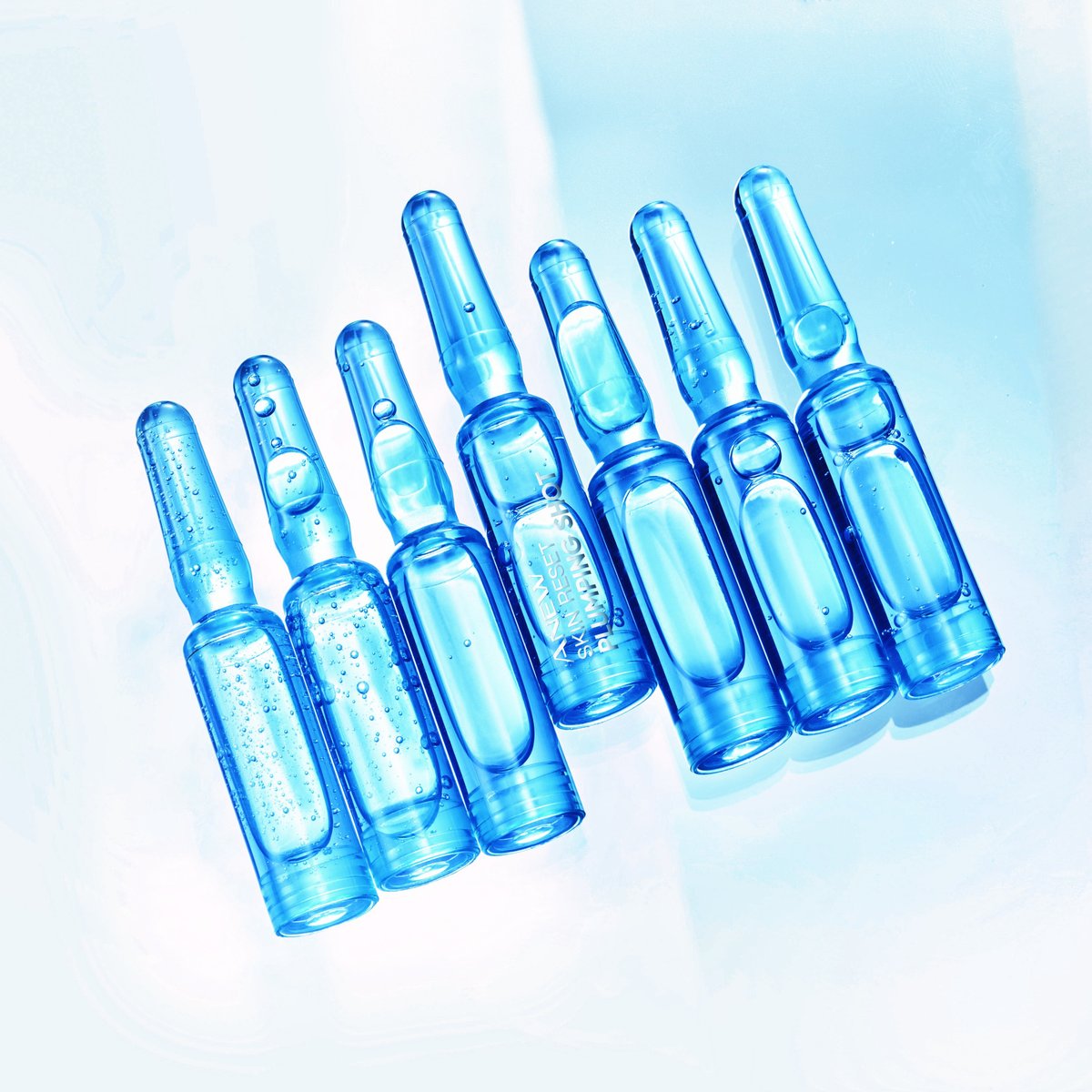 Who doesn't love a box set! If you love a good box set as well check out our fabulous selection.
wu.to/LYRmXv