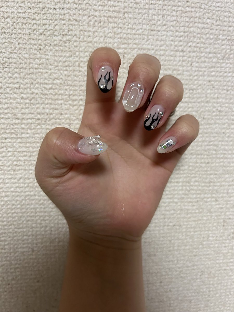 baby_ru02's tweet photo. 大きな声で宣伝します！めちゃくちゃ可愛い女の子からめちゃくちゃ可愛いネイルしてもらえました！福岡、九州の民はぜひ！マジでめちゃくちゃ可愛い"(∩>ω<∩)"
ななちゃん久しぶりに会えて嬉しかったよお😭💗
また来月もお願いします🙏 https://t.co/ecLtwT19yU