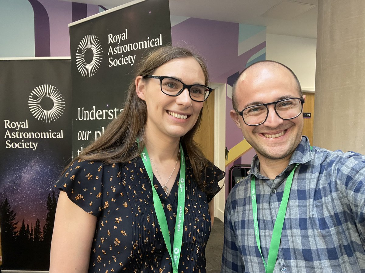 dtrottao's tweet image. Aaand the person who taught how to open @MATLAB is now an #RAS council member. Nice chat after her invited talk on #shocks at @NAM2023_Cardiff !