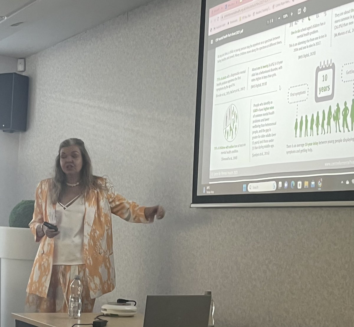 Here <a href="/hantsconnect/">Hampshire County Council</a> SEND Conference <a href="/NerysHughesWCT/">Nerys Hughes</a> <a href="/wct_team/">Whole Child Therapy</a> is starting her second workshop of the day 

“Setting safe parameters for supporting student’s mental health”