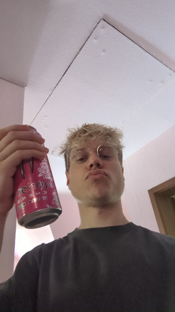 teaze147's tweet image. rein in die Q mit @SainsZZ 🤪
twitch.tv/teaze147

jaa das ist ein monster...