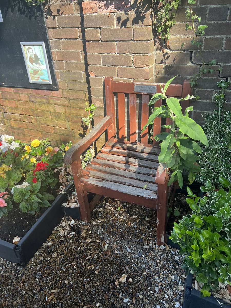 Eppinginbloom tweet media