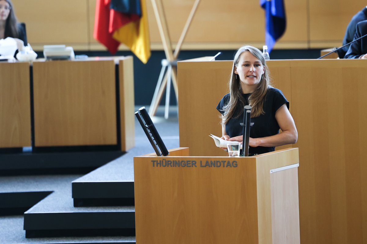 gruenethl's tweet image. &quot;Jede einzelne Person ist eine zu viel, welche in einer solchen Einrichtung Zuflucht suchen muss. Aber diese Unterkünfte werden gebraucht &amp;amp; haben eine anständige Finanzierung verdient. Denn: Jeder hat das Recht auf Leben und körperliche #Unversehrtheit.&quot; @laura_wahl_