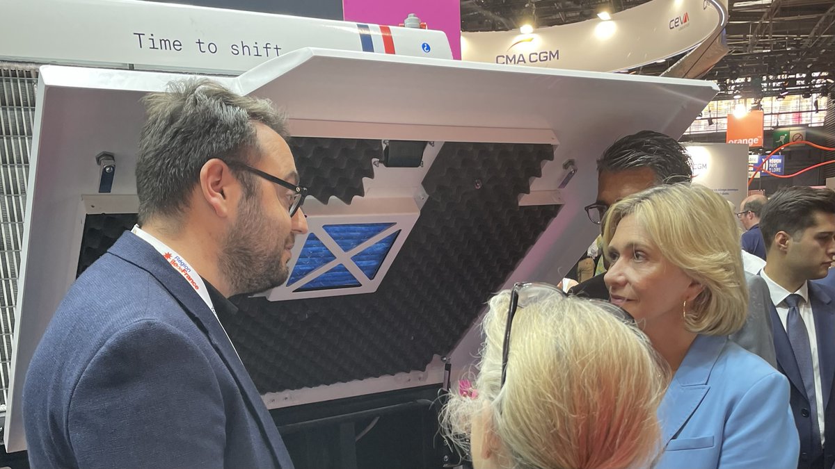 EODev_H2's tweet photo. Retour en images sur notre participation au Salon #Vivatech. Les équipes ont pu présenter notre solution éléctro-#hydrogène GEH2® à la presse et aux acteurs mondiaux de la Tech.
Merci à la région @iledefrance pour son soutien et invitation sur le stand #EODev #technologie #paris https://t.co/34vMGIHlHh