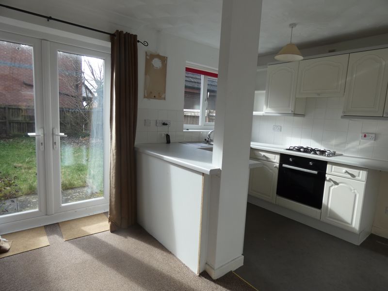 * NEW INSTRUCTION * FRECKLETON *

🌟 PERFECT First Time Buyers Home
🌟 SOUGHT After Location in Freckleton
🌟 DETACHED Garage and Private Rear Garden
🌟 CHAIN FREE !!
🌟 EPC = D

Call us now on 01772 633399 or head online to find out more!
💻 ow.ly/iEJR50OUK74