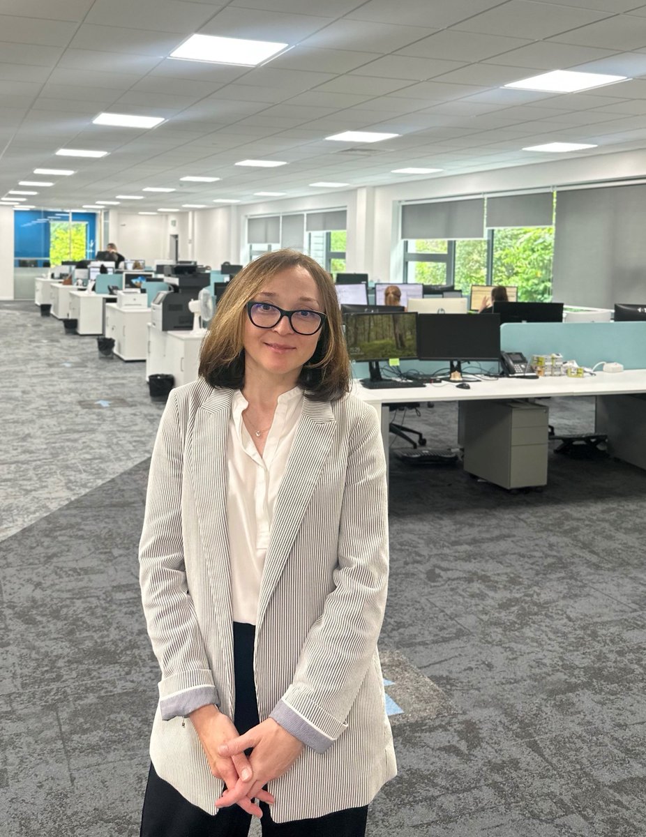 Our Fraud Team OnePay recently hosted a shadowing session for Marina!🕵️‍♀️🔍
Through this initiatives, we aim to support charities, providing Ukrainian refugees insights into the day-to-day processes of companies and businesses in the UK and the different working culture 💪