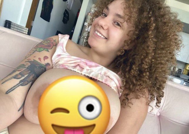 VictoriaWil57's tweet photo. I will always make you happy and make you cum 🍆🍆💦💦 https://t.co/Gk5nhu31j0
