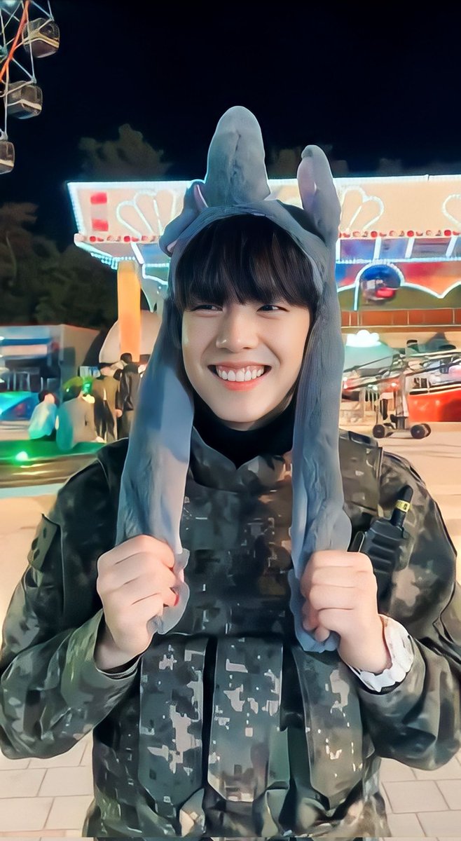 Comel_417's tweet photo. Whose man is this? he is very handsome and also cute. ☺️

Ji-Minhyuk is the prince of all of us.

#지민혁 #jiminhyuk #iokcompany #drakor #DutyAfterSchool #youngshin #kdramatwt https://t.co/J9POU4jABB