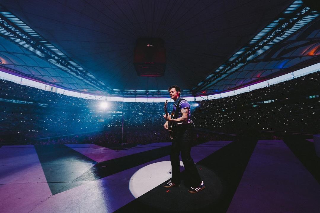 TheHarryNews's tweet photo. Harrystyles: Love On Tour. Frankfurt II. July, 2023. https://t.co/yuiqXVqtqH