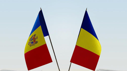 RRInternational's tweet photo. #Traficul de #internet în #roaming a crescut, în 2022, de 20 de ori în cazul utilizatorilor din Republica Moldova găzduiţi în roaming în România, respectiv de aproape 3 ori, în cazul utilizatorilor din România găzduiţi în roaming în Republica Moldova. (1/2) https://t.co/xBUOQwMklM