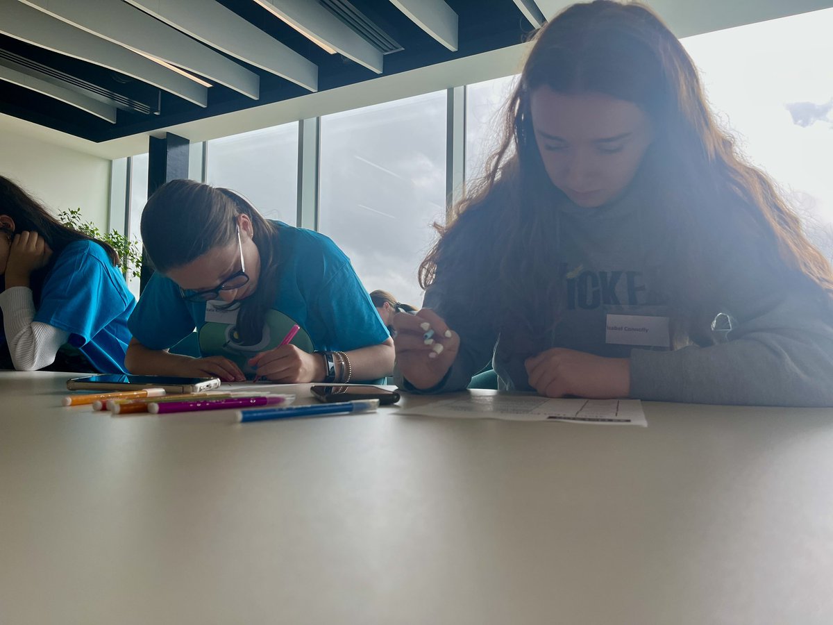 TeenTurn's tweet image. Collaboration and teamwork is the aim of the game as the girls work with @LifeAtNetApp volunteers to finish their training as #DataExplorers in the beautiful setting of Cork city.
