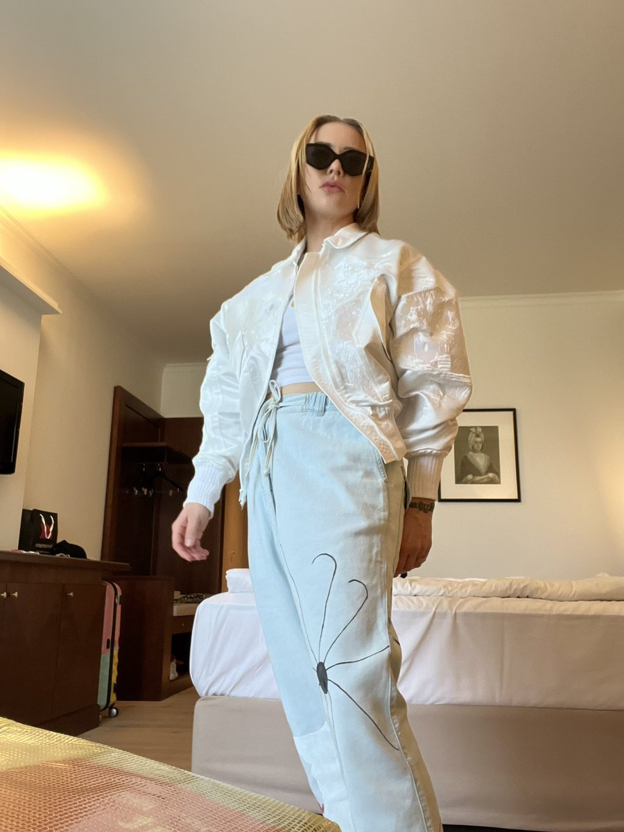 itsJulesHardy's tweet photo. Electric Love Festival day 1 fits
#POAN https://t.co/WuKrW0WNAi