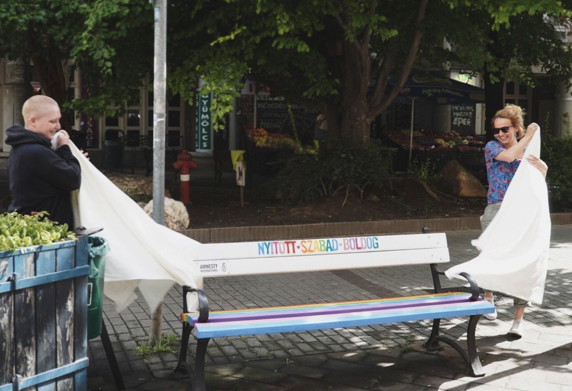 Vig Dávid (@divadgiv) on Twitter photo As Orbán’s Anti🏳️🌈 Propaganda Law gets 2-years old <a href="/AmnestyHungary/">Amnesty Hungary</a> activists painted Budapest’s first Rainbow bench! Instead of hate we want love! Instead of polarization, we want dialogue! Open,free and happy #Hungary! Bravo 👏 all activists involved! #LGBTIQ #loveislove #Pride As Orbán’s Anti🏳️🌈 Propaganda Law gets 2-years old <a href="/AmnestyHungary/">Amnesty Hungary</a> activists painted Budapest’s first Rainbow bench! Instead of hate we want love! Instead of polarization, we want dialogue! Open,free and happy #Hungary! Bravo 👏 all activists involved! #LGBTIQ #loveislove #Pride