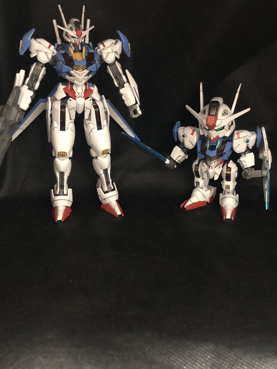 idea_sm's tweet photo. 最終回間に合いませんでしたが…
SDエアリアル、一部HG先輩から部品お借りして撮影😆
最後はHG先輩と一緒に〜
＃ガンプラ　＃ガンダム　＃ガンプラ好きと繋がりたい　＃水星の魔女 https://t.co/LcvDLLvpUH