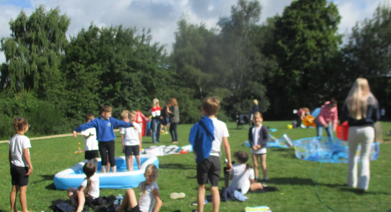 menstonprimary tweet picture