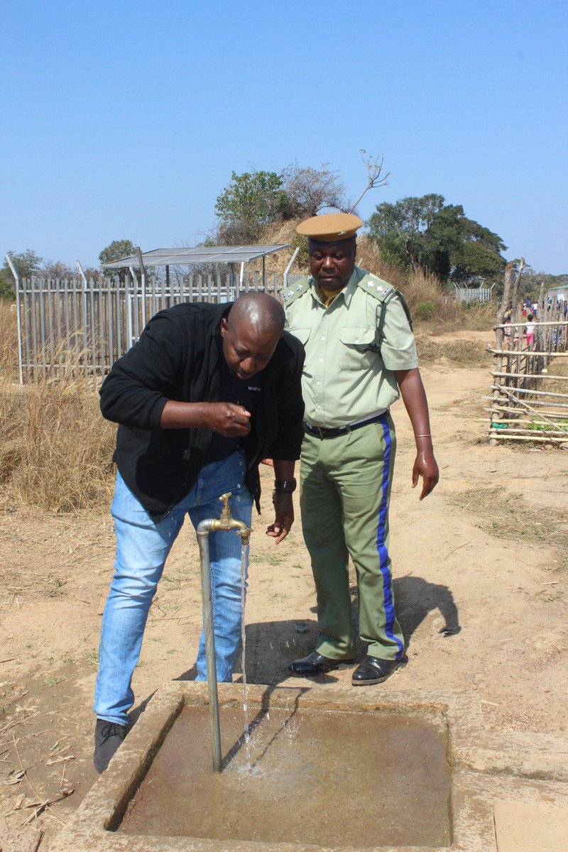 khozi's tweet photo. Water is life, yet remote places .. #Meheba 80km from #Solwezi town, the new C/belt, few taste this fresh clean water; inaccessibility. H/ever, recently witnessed @UNDPZambia bring hope 2 the people of #Meheba thru solar-powered water systems. Over 1200 h/holds to benefit. https://t.co/hfVQnOdcJh