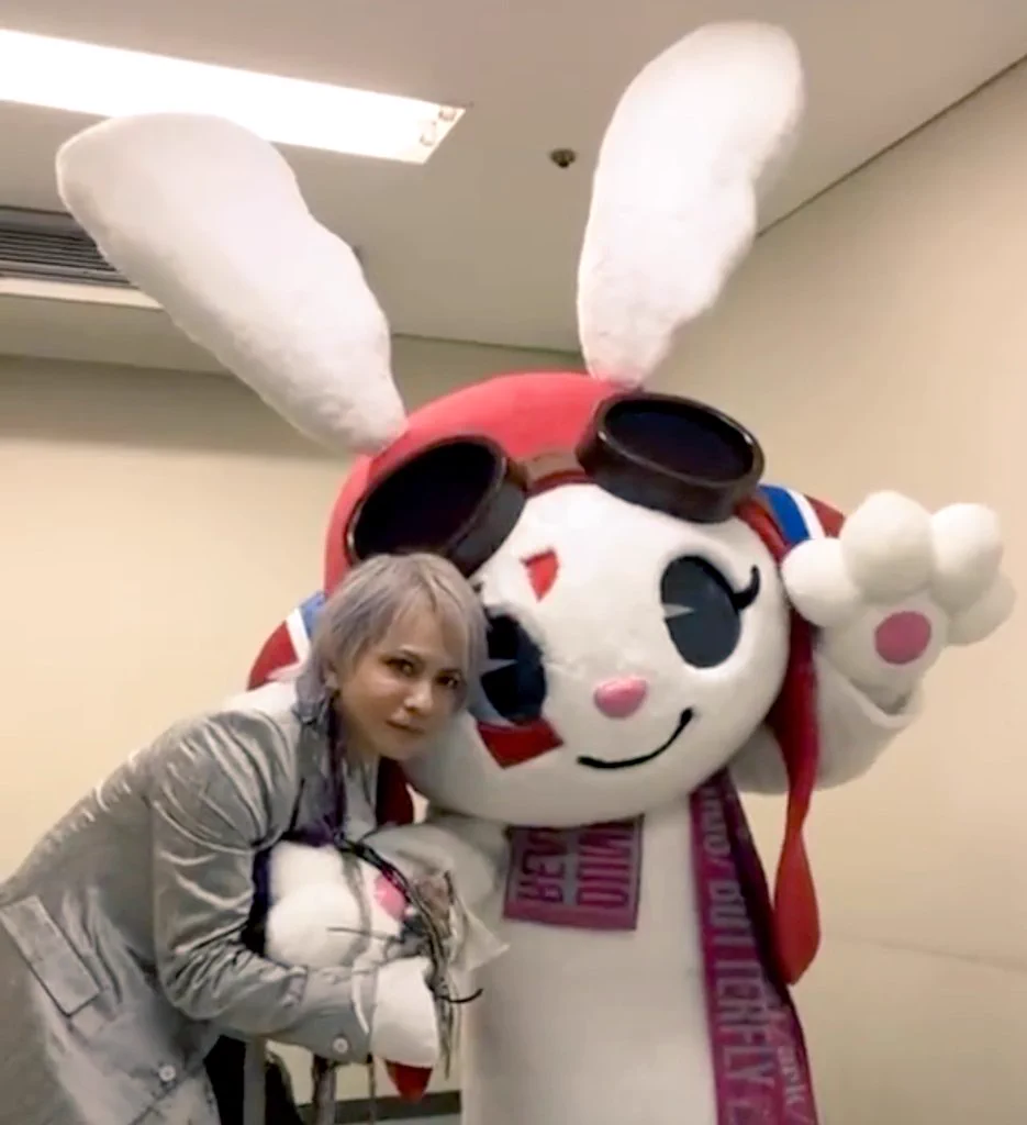 Hyde on X: 