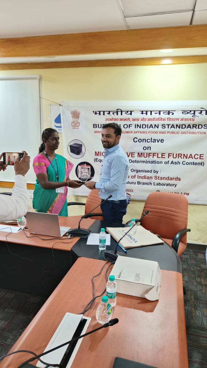 Laipl's tweet photo. Labindia Analytical presented a microwave muffle furnace, Handheld ED XRF and Glassware washer at a workshop organized by the Bureau of Indian Standard.
https://t.co/AkOaj0kEeX
#labindia #labindiaanalytical #Handheld #Glassware #glasswarewasher #workshop #BureauofIndianStandard https://t.co/Wlp9QzHiV2