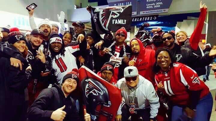 MARIOGA12000's tweet photo. This was a great day in Charlotte. #christmaseve #throwbike #falconfriday #dirtybirds β€οΈπ€ https://t.co/E3Rvdahkck
