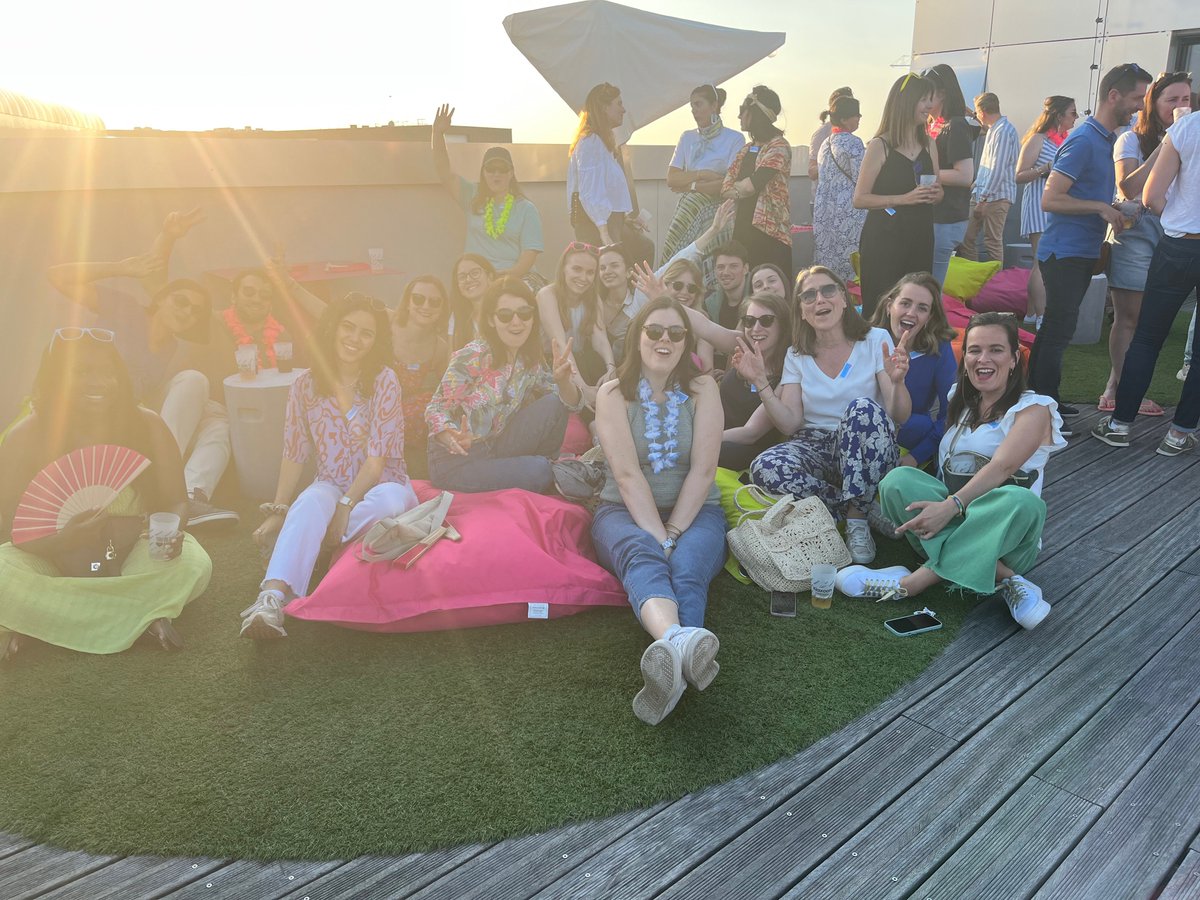 ☀️ L'été est bel et bien lancé pour les équipes Klaxoon ! Hier soir, s'est tenue notre fameuse Summer Party à Rennes ! Un beau moment de convivialité et de partage avec l'ensemble des équipes pour fêter tout le travail accompli depuis le début de l'année. #engagement