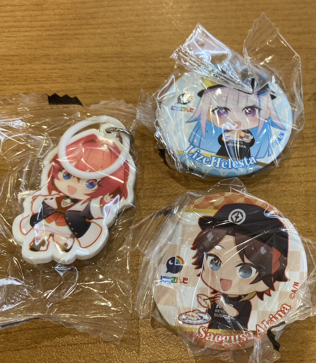 leonis_7's tweet photo. 【交換】
にじさんじ くら寿司 コラボ ビッくらポン 

譲)
缶バッジ👑、🌶
めじるしチャーム⚖️

求)
チャーム🍵>他🍵

郵送のみのお取引を希望しております。
検索からもお気軽にお声がけ下さい！ https://t.co/hNQzaFIlex